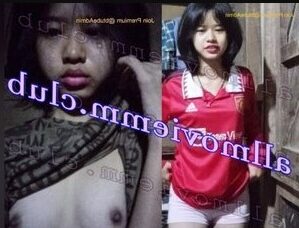 ဆော်လေးက အငုံးလေးစောက်ဖုတ်ရဲရဲလေး အောကား