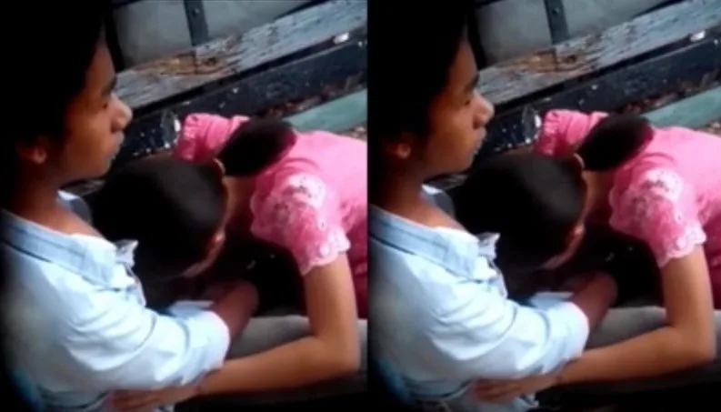 ဘဲကို လီးကုန်းစုပ်ပေးနေတာ ( ချောင်းရိုက်)