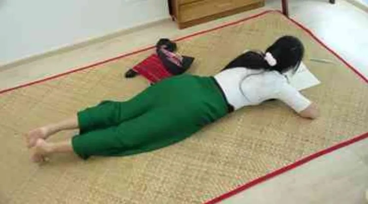 ကျောင်းသူလေးမြမြ အောကား