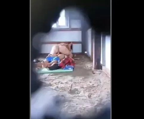 စောက်ရမ်းမိုက်တဲ့ အိုးကြီးကို လိုး ချောင်းရိုက်