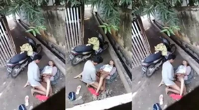 ခြံဘေး က အ တွဲ