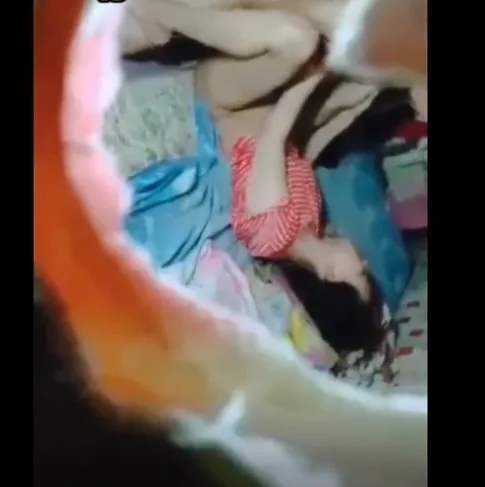 ဘေးအခန်း ကအတွဲ (ချောင်း ရိုက်)