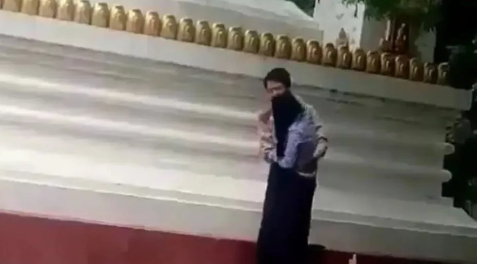 ဘုရားပေါ် လာပြီး အရမ်း ကိုဖြစ်ချင်နေတာစော်လေးက