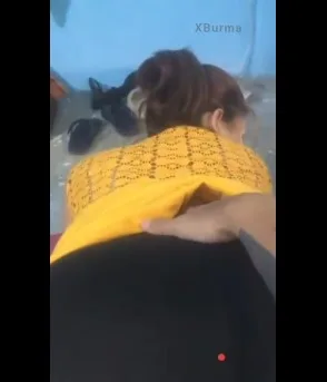 စောက်ရည် ရွှဲနေတယ် ခံချင်နေပြီလား တဲ့