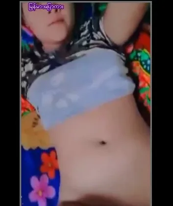 ချစ်စရာ မြန်မာ ဆယ်ကျော်သက် လေး