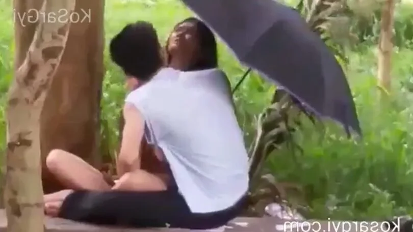 လေတဖြူးဖြူး နဲ့ နှိုက်တဲ့ဘဲ