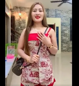 မြန်မာ စားသောက်ဆိုင်ဖွင့်ထားတဲ့ စော်ကြီး ဘဲကအမုန်းကြိတ်တာ