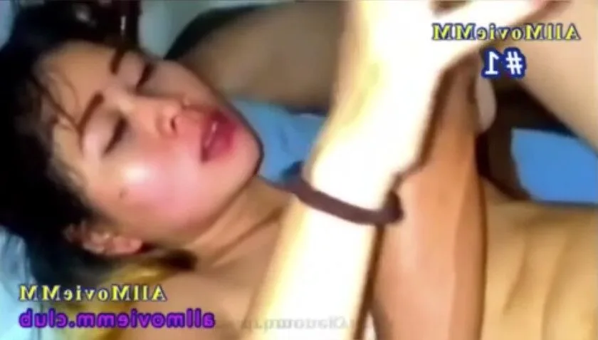 မြန်မာ threesome အမုန်းလိုးတဲ့ ကိုယ်တိုင်ရိုက် 1