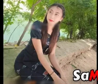 ပိန်ပိန်သေးသေးလေးကို ရှယ်ဖြုတ်