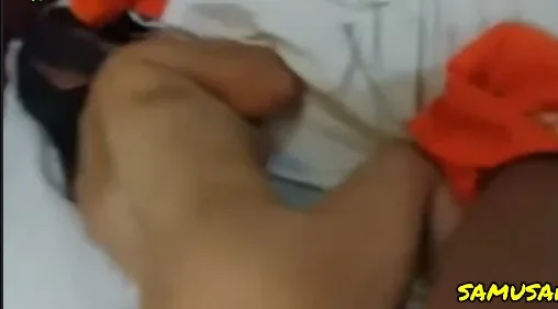 သူငယ်ချင်း နဲ့ လိုးတဲ့ မြန်မာမလေး