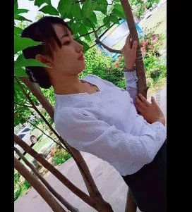 ကျောင်းဆရာမလေးကို တစ်ချီလိုးဦးမယ်ပြောနေတာ မြန်မာအောကား