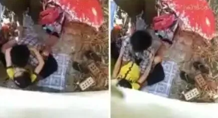 ထီးကွယ်ပြီး လိုးနေတာ မြန်မာချောင်းရိုက် အောကား