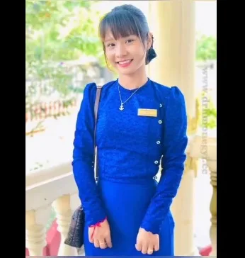 ချစ်စရာစော်လေးရဲ့ စောက်ဖုတ်ပြမယ်