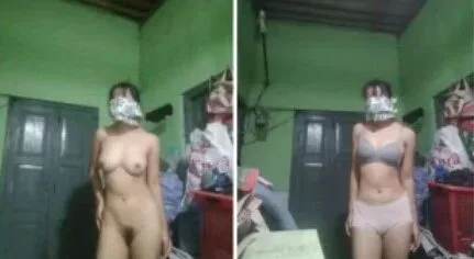 ပါဝါလေးအုပ်ပြီး ဘဲဖြစ်သူကို ပြတာ