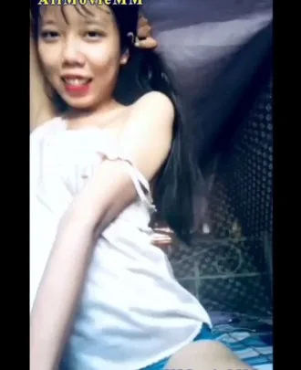 နှတ်ခမ်းတွေပါ ရွဲ့ကုန်ပြီ တော်တော် ဆိုးနေပြီဟ