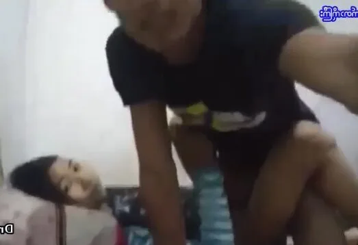 တည်းခိုခန်းမှာ ရှယ်လိုးတဲ့ မြန်မာအတွဲ အောကား