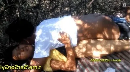 Outdoor မှာ ရှယ်လိုးတဲ့ မြန်မအတွဲ အောကား