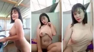 စောက်ဖုတ်ရှယ်ပွတ်ပြတဲ့ နို့ကြီးတဲ့ စော်