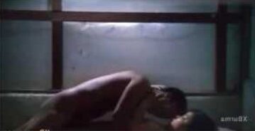 အိပ်ယာဝင်ခါနီး ဘေး အခန်းကလင်မယား  တကြောင်းလိုးပေးပီးအိပ်တာ