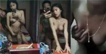 စော်လေးပိန်ပိန်သေးသေးလေးကို တက်တူးနဲ့ဘီးကြဲ  လိုးတာ