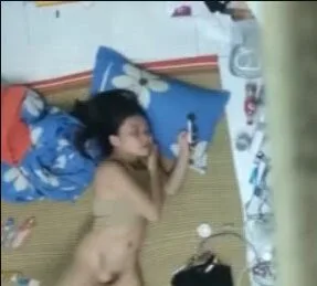 အောကားကြည့်ပြီး ထန်နေတဲ့ ဆော် အလန်းလေး