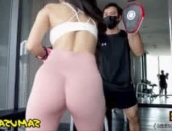 ဖင်ပါခံလိုက်ရတယ် ကကွက်တွေ ကျင့်နေပြီ ဆိုတဲ့ မြမြ