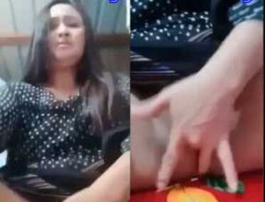 လင် နဲ့ ကွဲနေတဲ့ တခုလပ်မမ လီးအရမ်းဆာနေပြီ