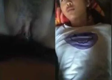 စုမြတ်မွန်ထွန်း ကို ရှယ်လိုးဖုတ်တာလေး