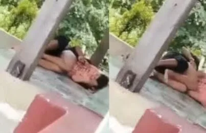 လှေကားမှာ ဘေးစောင်းလေးလိုးတဲ့အတွဲ