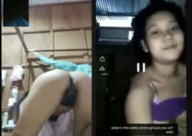 အိမ်သာထဲမှာ စောက်ရမ်းထန်တဲ့ အညာသူ