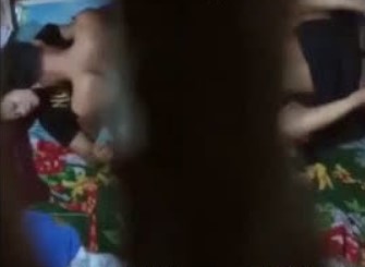 ခနခန အခန်းကို လိုက်လာပြီး အလိုးခံတဲ့မြန်မာမလေး