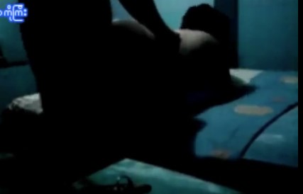 မြန်မာအောကား လေးဘက် ထောက်ခိုင်းပြီး နောက်ကနေ အမုန်းတီးတဲ့ ဘဲ