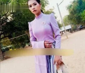 မျက်နှာပေါ် အပန်းခံရတဲ့ ရခိုင်သူအောကား