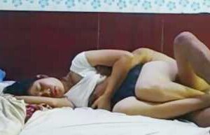 ကြိတ်ပြီး ခံမယ်ဆိုတဲ့ မြန်မာမလေး