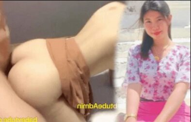 စော်ဖြူဖြူဖွေးလေး ကို ဖင်ကုန်းပြီး လိုးတဲ့ အောကား