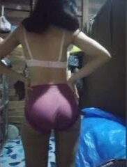 အဒေါ်အိမ်မှာ ကပ်နေတာ ဆော်လေးက  ပါကင်အငုံးလေးပဲရှိသေးတာ ဘဲက ခေါ်တီးတာရှယ်မိုက် အပိုင်း #1