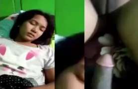 ဖောင်းနေတဲ့ စဖုတ်လေးကို-လီး-ကြီးနဲ့-လိုး-တော့-စော်လေးကြိုက်သွားတဲ့အောကား