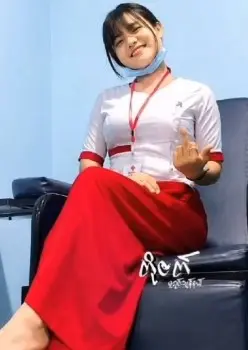 နက်စ်မလေးကို ကော့ပျံလန်နေအောင်အသေလိုးတာ