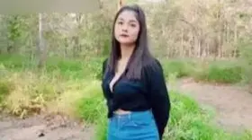 တောစပ်မှာခေါ်ပြီး ဖင်ထောင်တီးတာ လရည်ပါထည့်ပေးတဲ့အောကား စော်လေးကချစ်စရာလေး ​