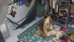 ပယ်ပယ်နယ်နယ်ကိုလိုးနေကျတာ CCTV နဲ့ ရိုက်မိထားတဲ့လင်မယား