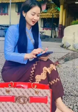 လီးစုပ်ပြီးဖင်ကုန်းလိုက်ရတဲ့ ဆော်လေး မော်ဒယ်ဖြစ်ချင်လို့တဲ့