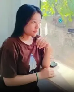 အဆောင်နေတဲ့အညာသူအမှန်လေးကို ဆွဲစားတဲ့ကောင်